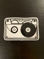Sticker Kassette schwarz weiss Motiv neu