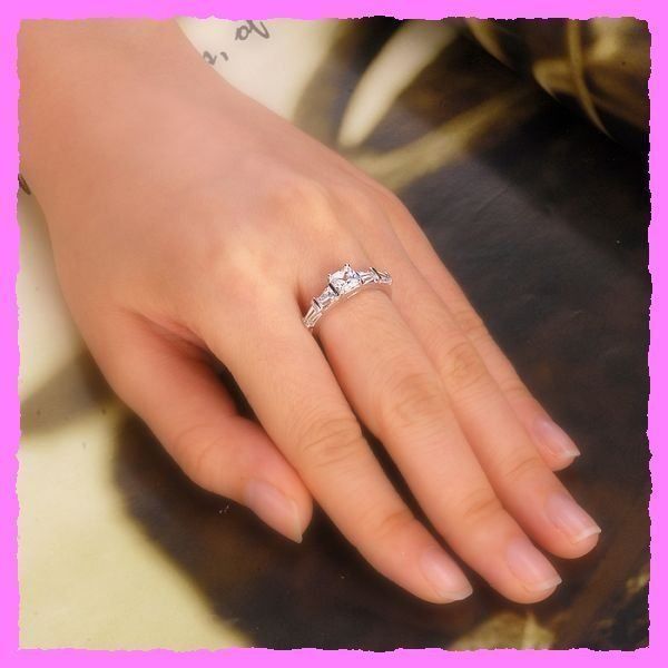 Anelli: Bezaubernder Ring mit Zirkonia – Nuovo e nell'imballaggio originale da Oberglatt ZH venduto da Diamond-Girl 4