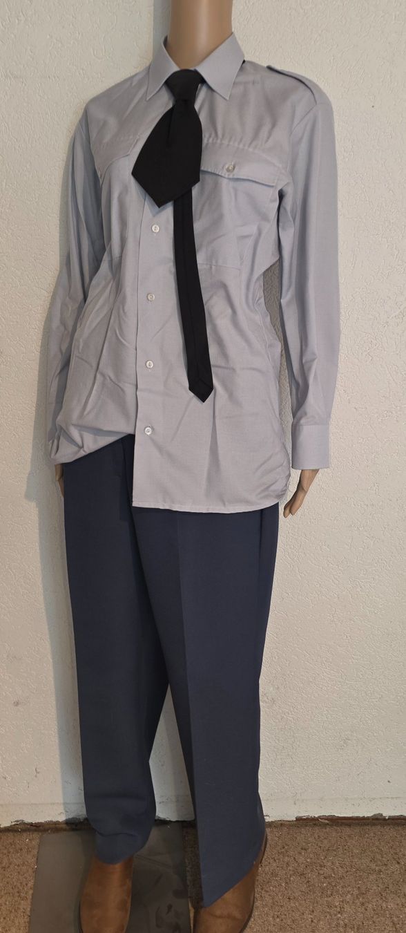 Schweizer Armee Uniformen: FHD / Frauenhilfsdienst Uniform – Gebraucht aus Obermumpf von oiskypoisky 3