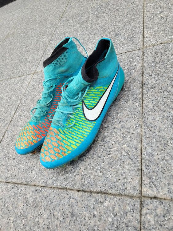 Fußballschuhe cheap nike magista