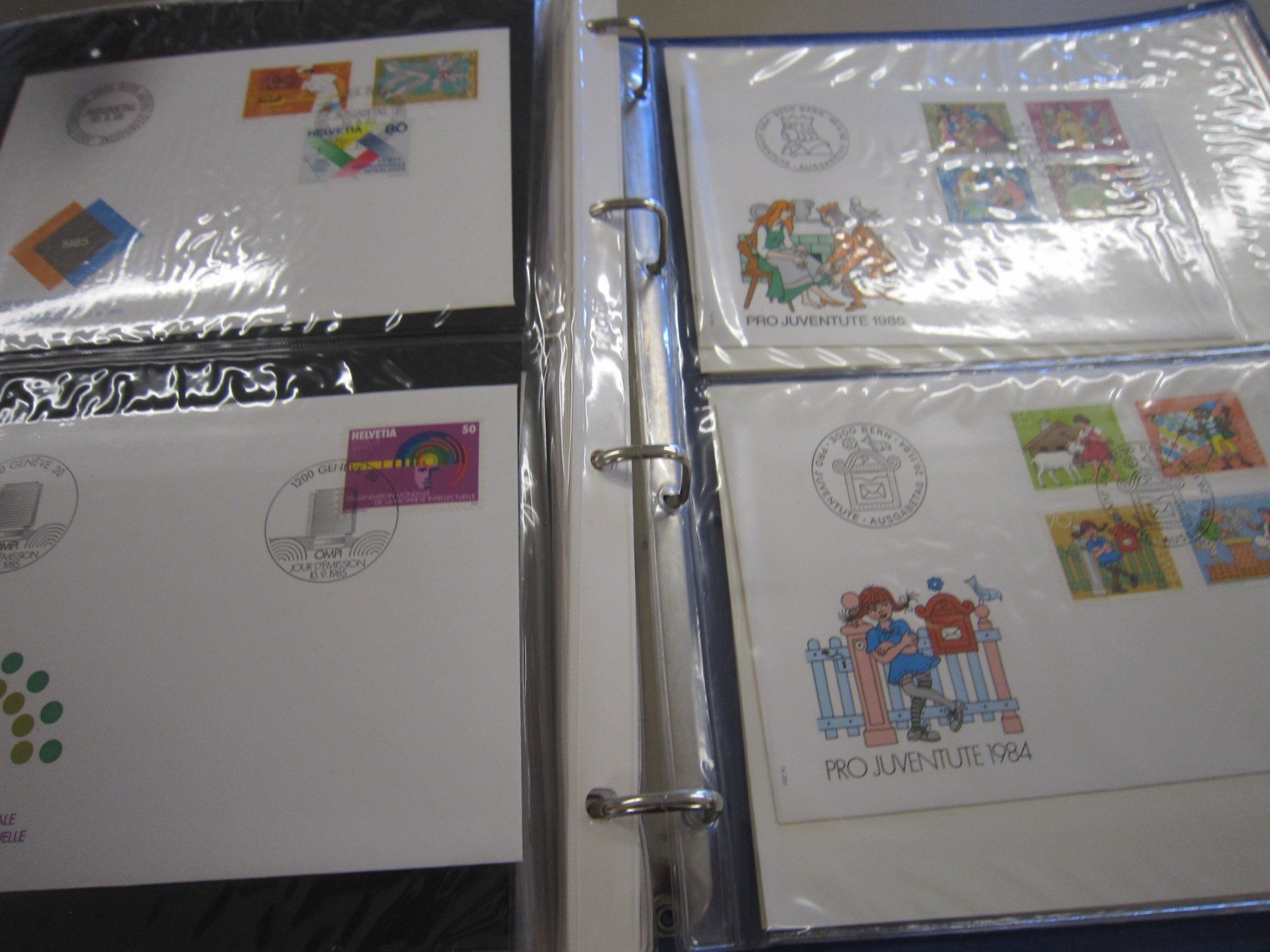 Tutti i francobolli: Schönes Album FDC – Usato da Giubiasco venduto da sal_9j6w 9