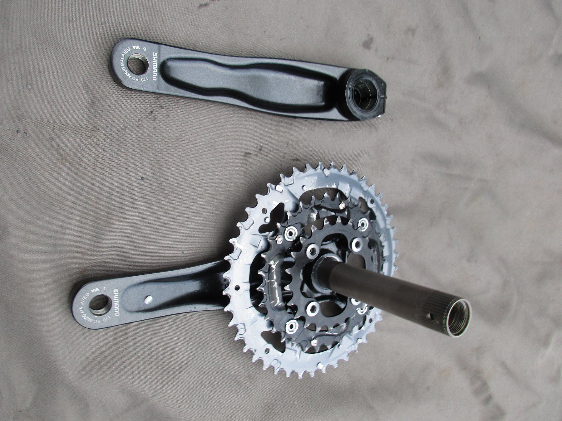 Pièces détachées: Shimano Deore  Kurbelgarnitur 170mm – D'occasion à Ottikon par Locomotive01 1