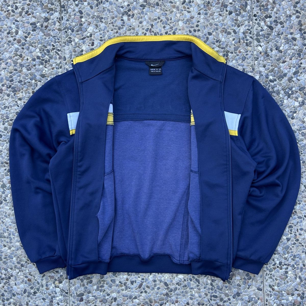 Nike Giacche: Vintage Nike Blue Track Jacket – Usato da brent venduto da fukusapes 2