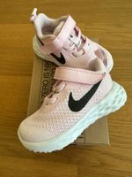 Nike Revolution Kinderschuhe (21, neu)
