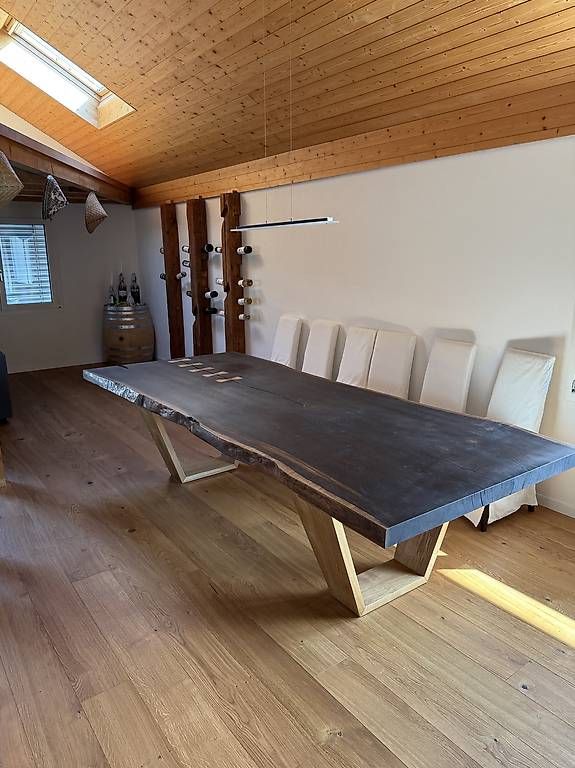 Tables: Massivholz Esstisch Einzelstück – D'occasion à Wolfhausen par Swader72