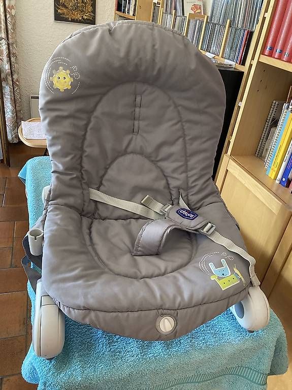 Bascules & balançoires: Relax Chicco avec vibreur  – D'occasion à Lutry par dom_nps7