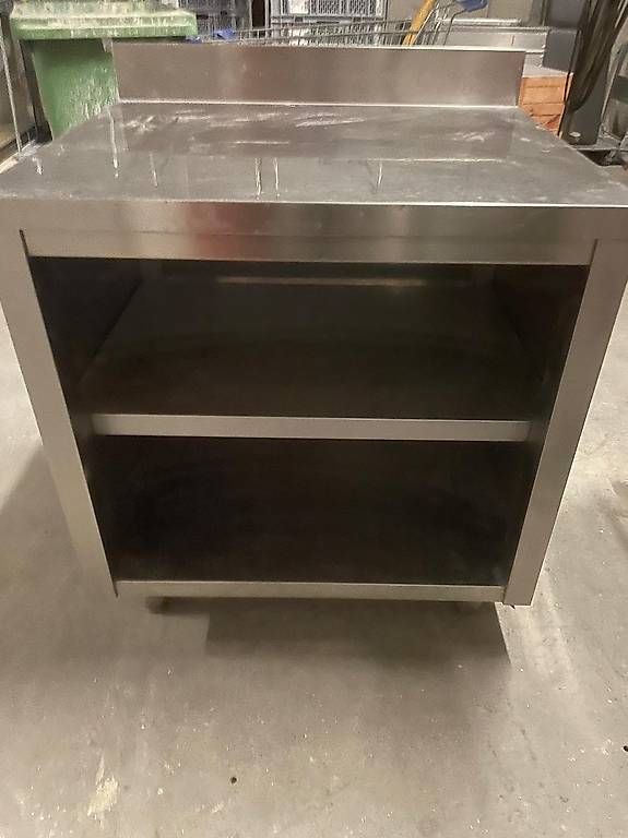 Tavoli: Tavolo inox – Usato da Morbio Inferiore venduto da cla_9fmc