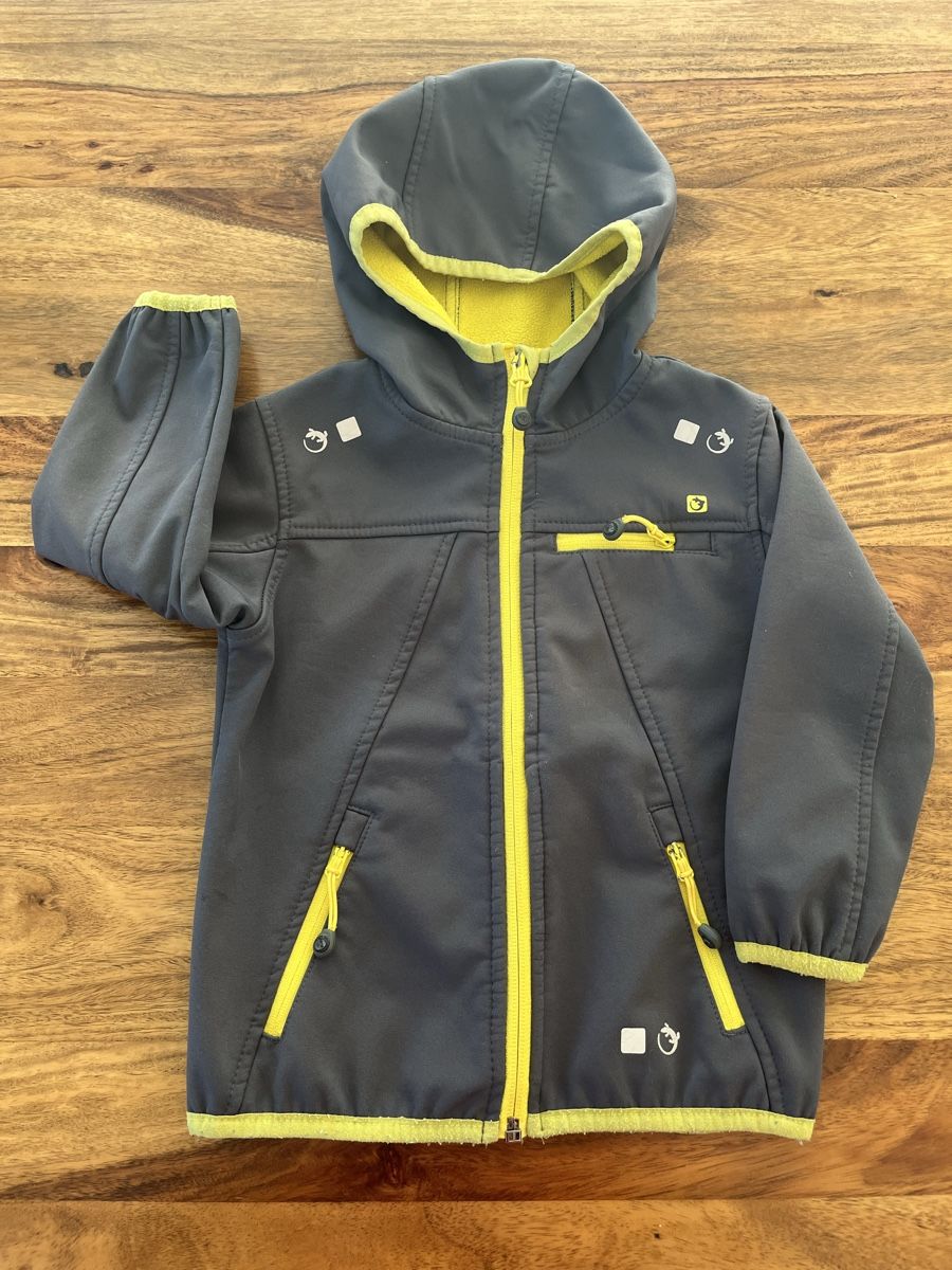 Trevolution Giacche & Cappotti: Softshelljacke mit Kapuze von Trevolution – Usato da Goldau venduto da kco_2696