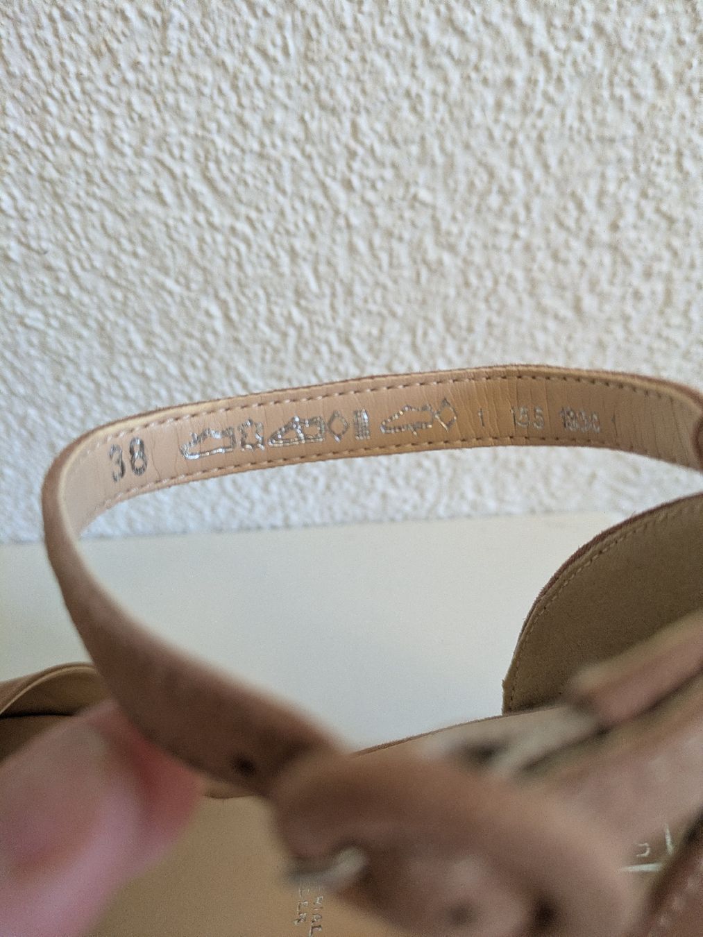 Scarpe da donna: Lederschuhe – Nuovo (secondo la descrizione) da Pfaeffikon Zh venduto da dar_p9qv 4