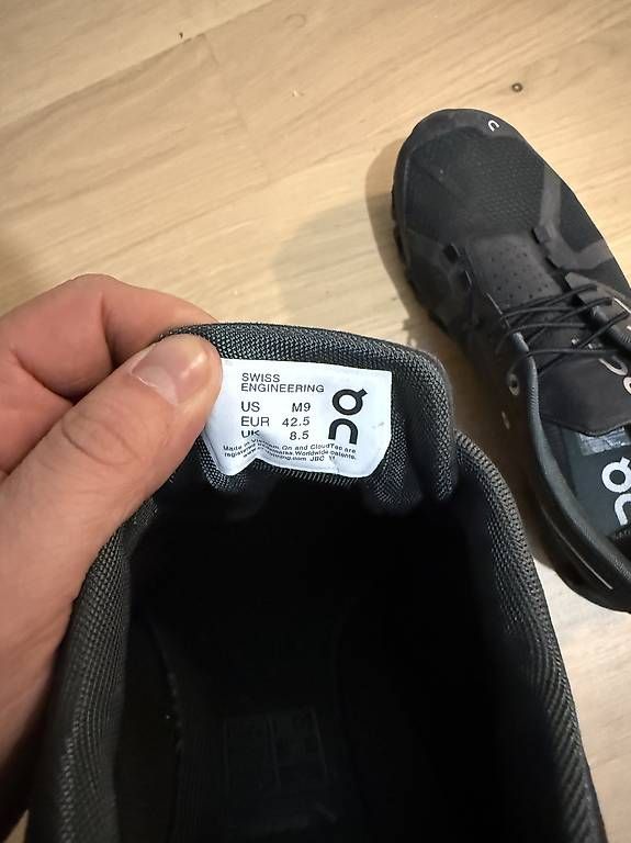 On Chaussures hommes: ON Waterproof – D'occasion à Sulgen par flo_p2dj 3