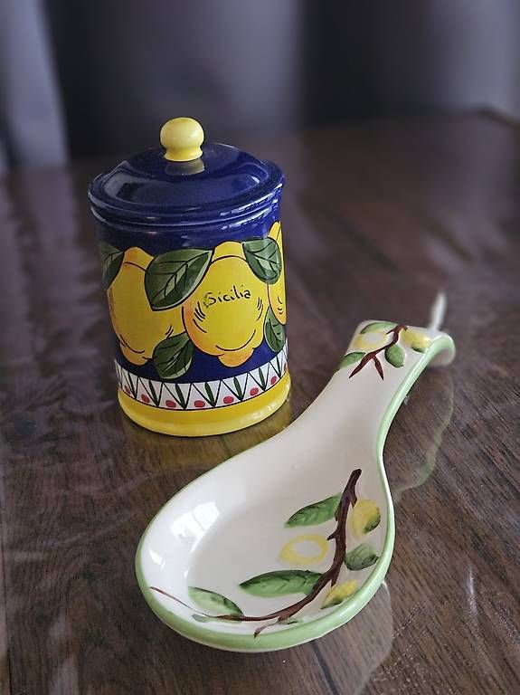 Tutte le decorazioni: Décoration sicilienne  – Usato da Yvonand venduto da Hannah24