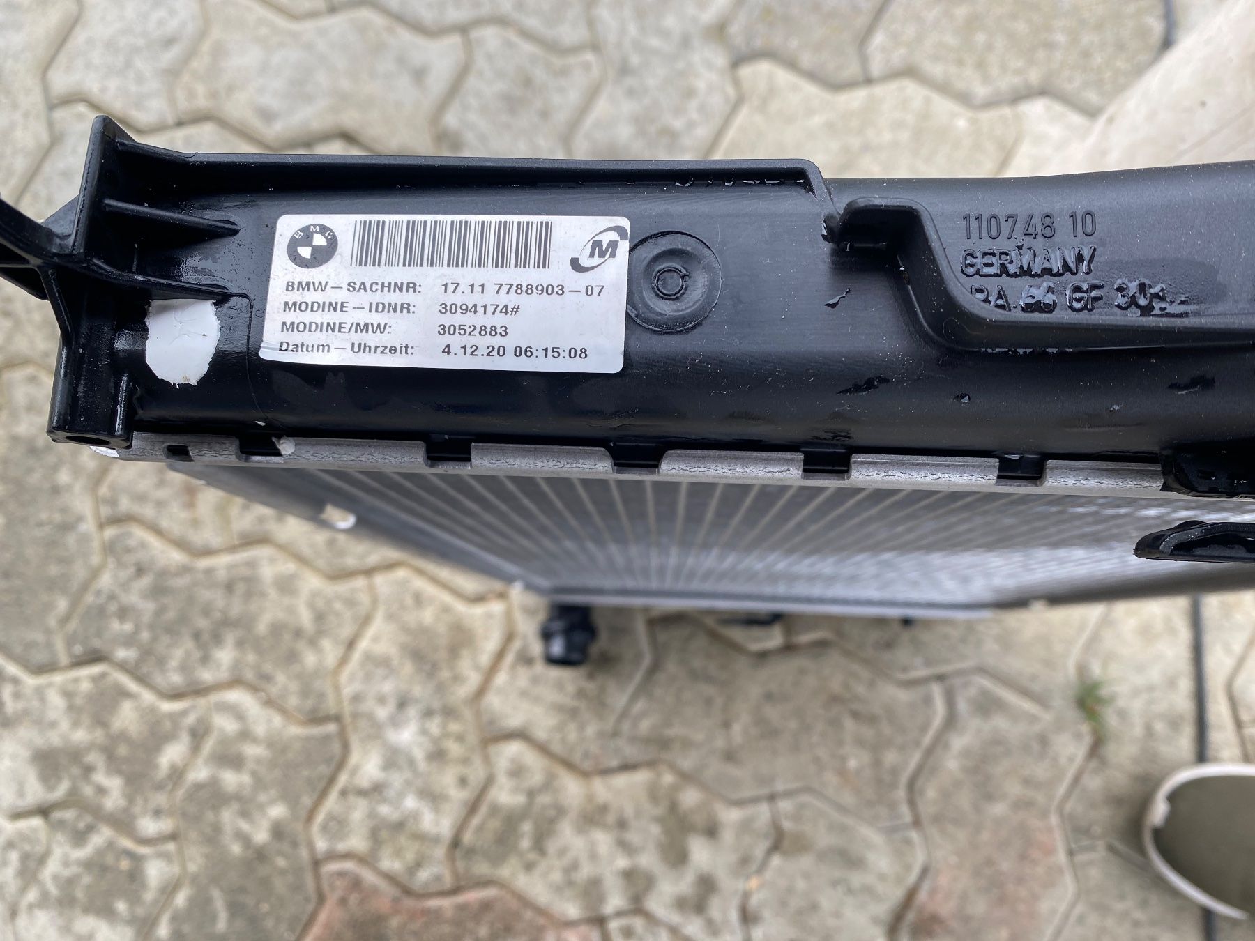 BMW Tutti pezzi di ricambio auto: BMW Wasserkühler  17 11 7788903 – Nuovo (secondo la descrizione) da Frasnacht venduto da Viste0 2