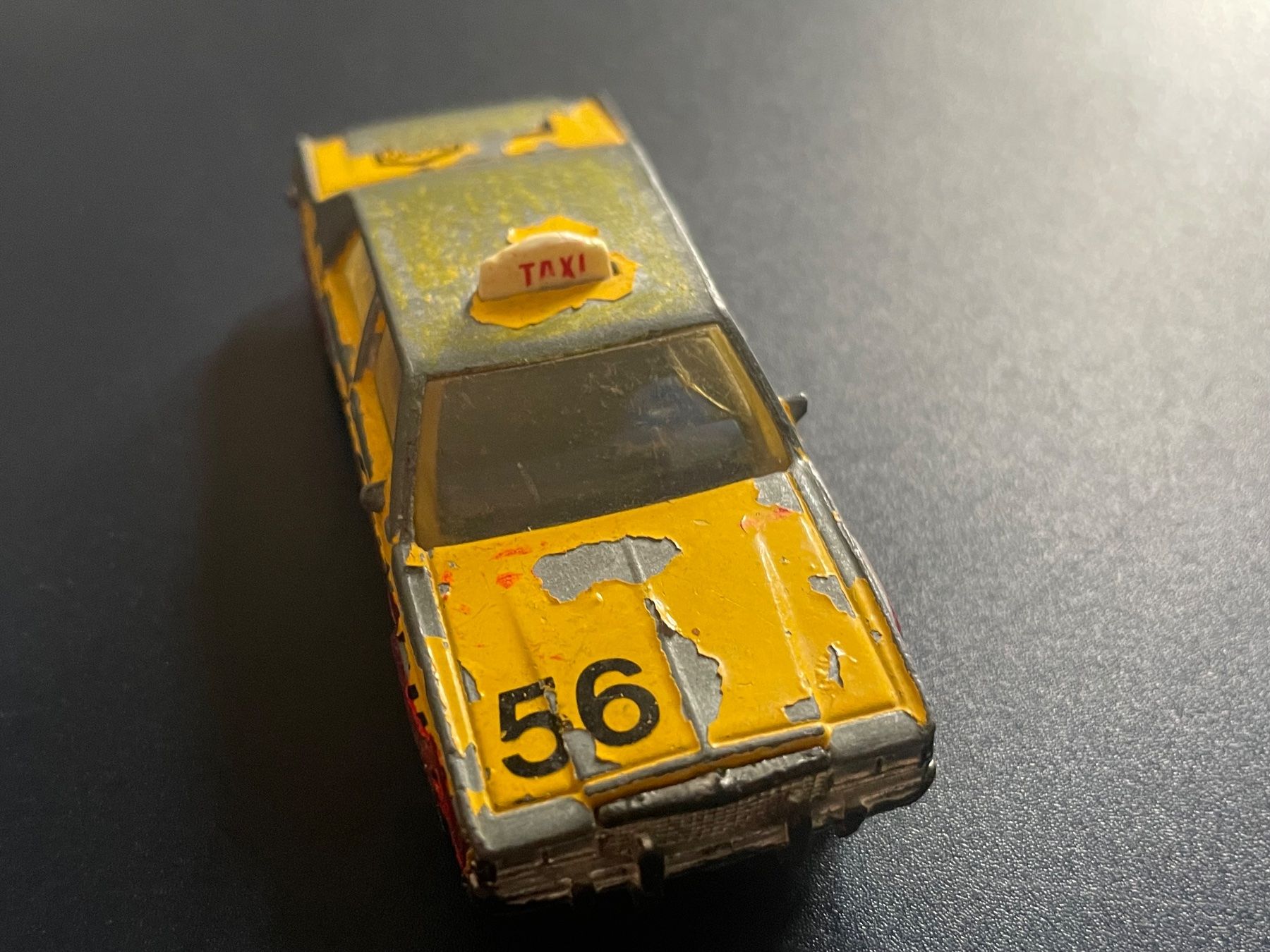 Matchbox Modellini d'auto: Matchbox Ford LTD 1987 1:69 – Usato da Volketswil venduto da rubin74 1