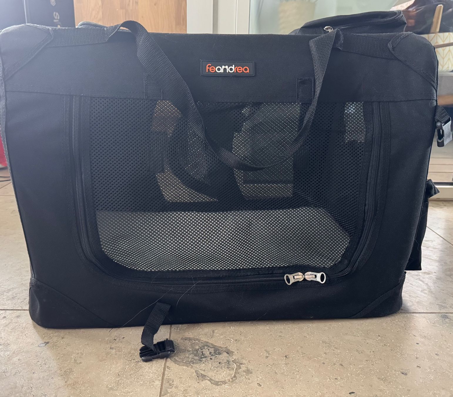 Liege- & Schlafplätze: Feandrea Dog Carrier / Crate – Neu (gemäss Beschreibung) aus Zürich von strelitziakiwi