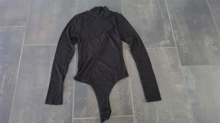 Body Schwarz – Größe S – Neu