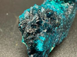 RaRe Veszelyite, Bouenza Department, Congo