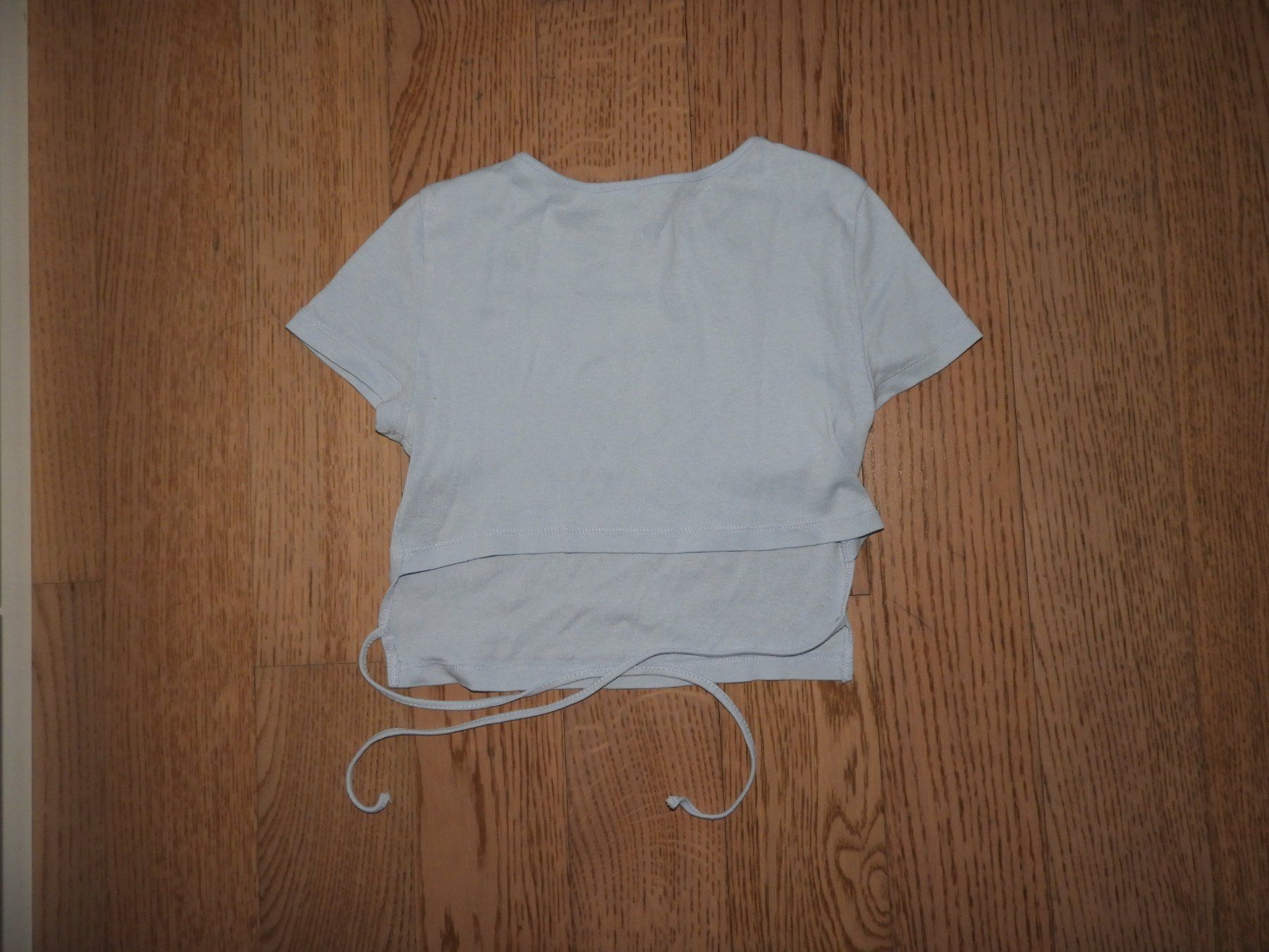 H&M Camicette, T-shirt & Top: H&M Divided Top, hellblau, Gr. XXS – Usato da Hergiswil NW venduto da Noema2006 1