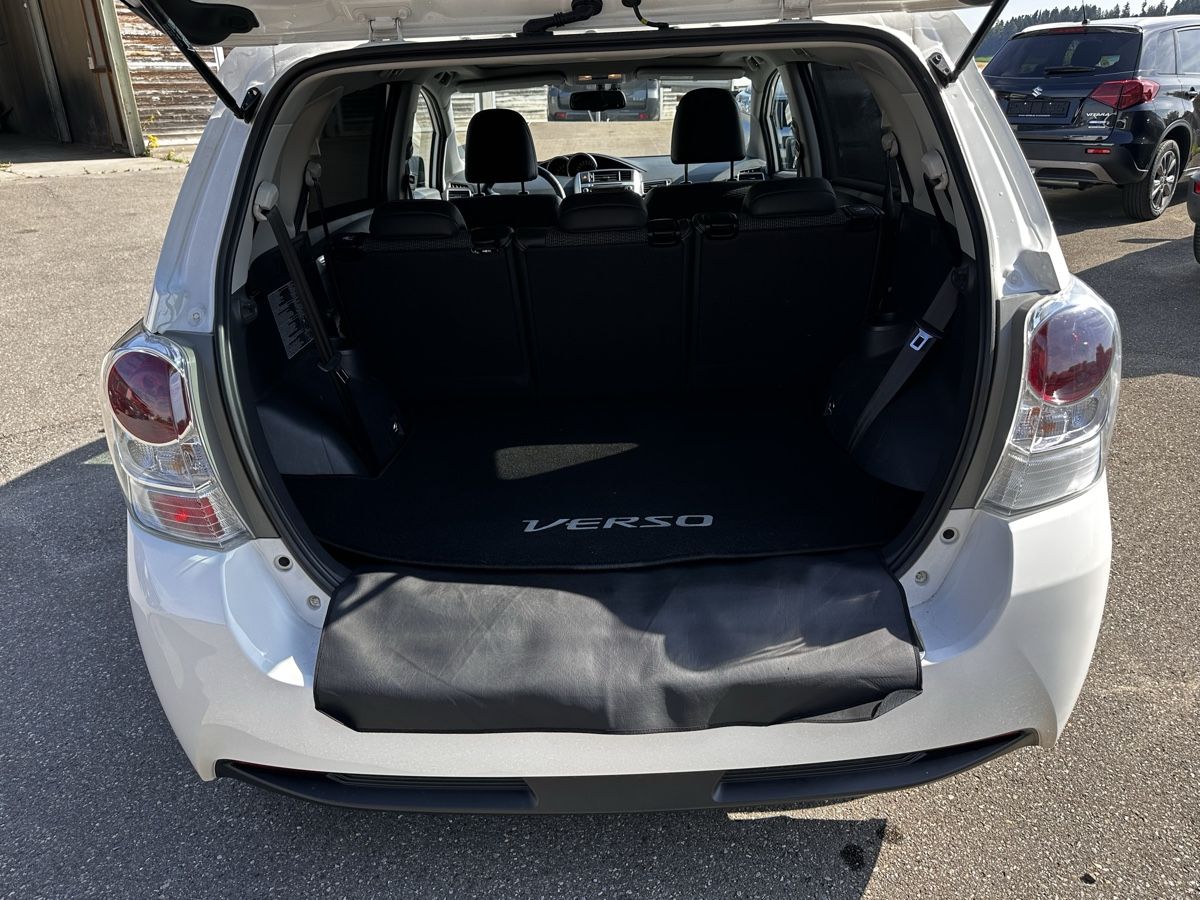 Toyota Automobili: Toyota Verso 2.2 D-CAT 7 Plätzer – Usato da Rüschegg Gambach venduto da Monkey_Mario 9