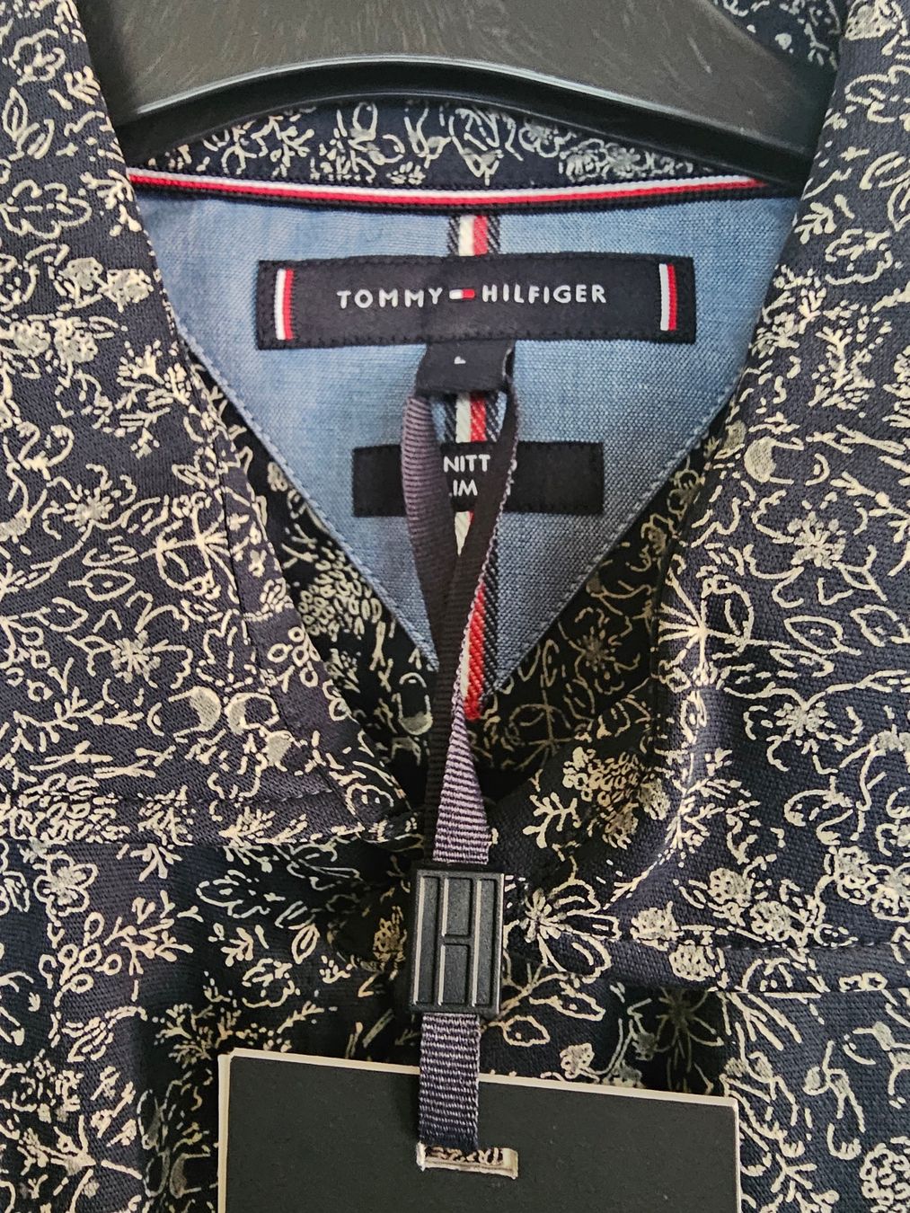 Tommy Hilfiger Camicie: Chemise hommes – Nuovo e nell'imballaggio originale da Château-d'Oex venduto da bla_b6mv 1