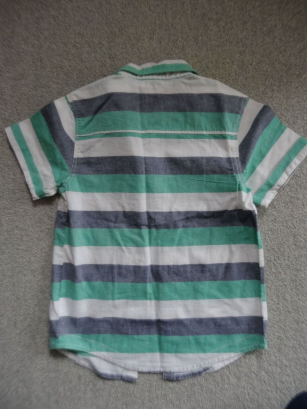 Camicie, T-shirt & Polo: Hemd Gr 134-140  Fabrikneu – Nuovo e nell'imballaggio originale da Rekingen AG venduto da nederland1 2