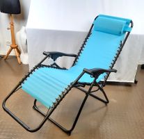 Klappbare Relaxliege mit Kopfkissen in Türkis