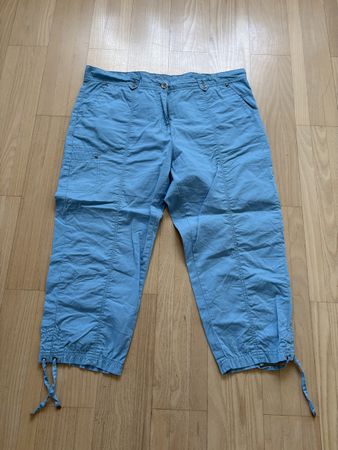 Leichte Sommer-Caprihose Gr. 38, hellblau, 3/4 Hosen / NEU