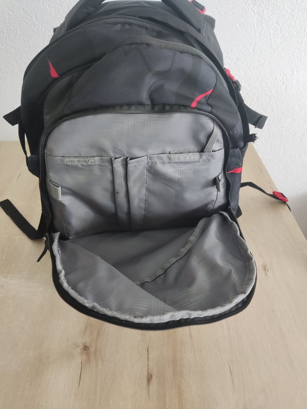 Coocazoo Zaini: Ergonomischer Coocazoo Rucksack – Usato da Oftringen venduto da sunshine_73 2