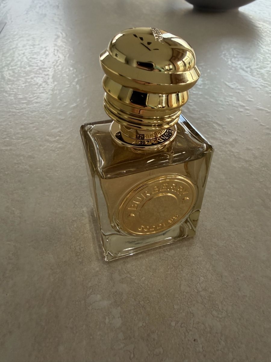 Burberry Profumi & Eau de Toilette: Burberry Goddess Eau de Parfum 30 ml – Usato da Niederried Interl venduto da robbie74 1