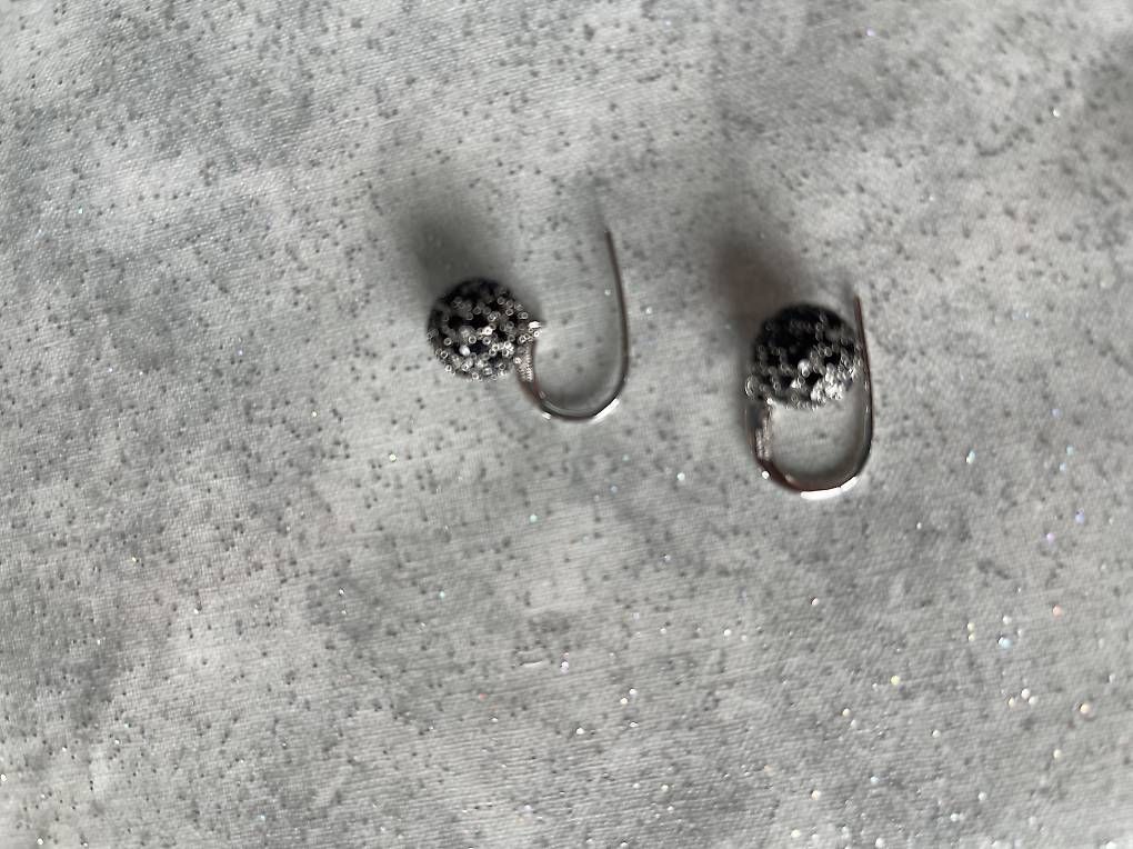 Ohrringe & -stecker: Vendo orecchini argento  – Gebraucht aus Cadenazzo von ero_n8hr 1