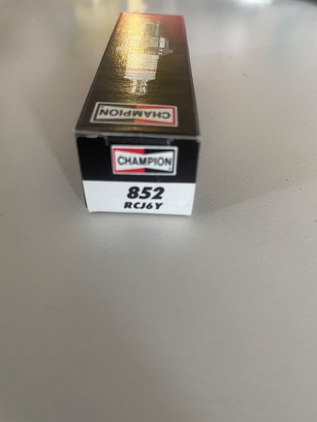 NGK Accessori per altri veicoli: Zündkerze CHAMPION 852 RCJ6Y – Nuovo e nell'imballaggio originale da Fehraltorf venduto da Wysel 2