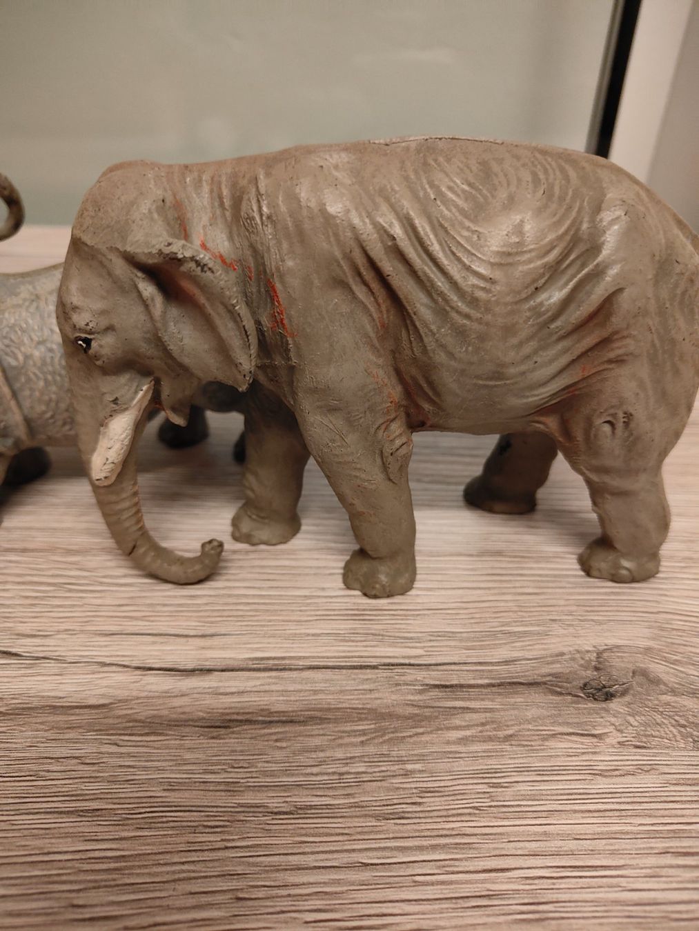 Preiser Statuette: Elefant Nashorn Elastolin Linol Preiser Sammlung Nachlass – Usato da Thalwil venduto da FigurenFreunde 2