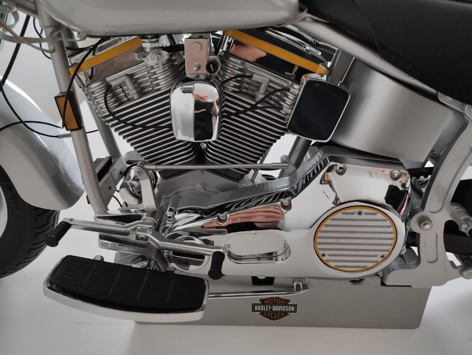 Kit di modellismo & Modellini statici: Harley-Davidson "Fat Boys" éch. 1/4 métal, Kit monté – Usato da Mézery-près-Donneloye venduto da denzer 6