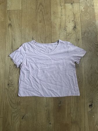 Elegantes Damen T-Shirt Grösse S nicht gebügelt! 