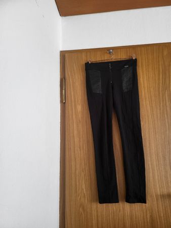 Pantalon Guess noir - Taille XS/S -  bon état 👍!