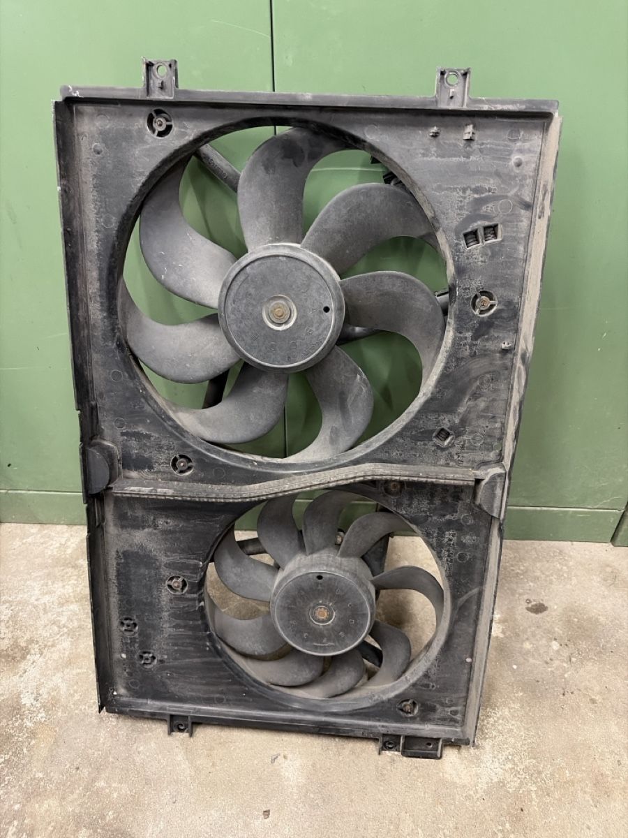 Ventilatori: Gruppo ventole Golf 4 – Usato da Bironico venduto da Sgrazza 1