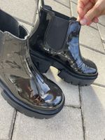 Stiefeletten Lack schwarz Plateau Grösse 38 guter Zustand
