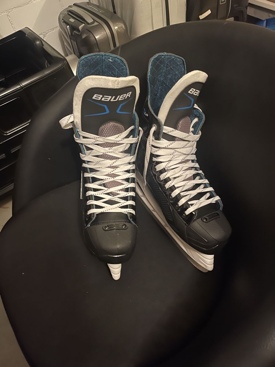 Bauer Schlittschuhe: Bauer Schlitschuhe – Neu (gemäss Beschreibung) aus Zürich von der_c9y5 1