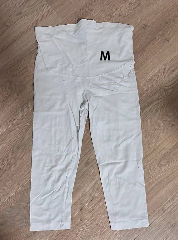 Leggings: Schwangerschaftsleggins kurz Grösse M – Usato da Kägiswil venduto da mau90