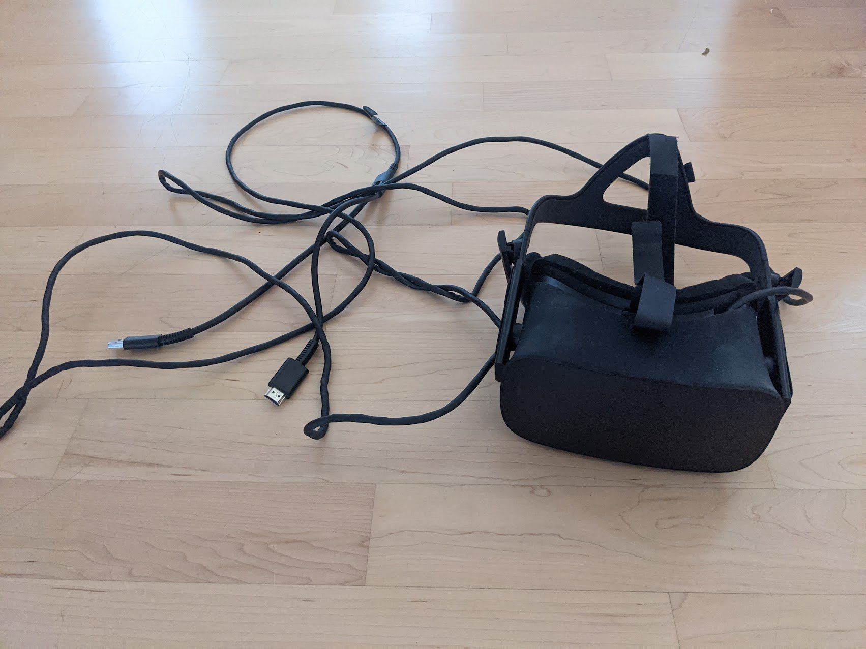Meta Casco VR: Oculus Rift VR Headset mit Controllern und Zubehör – Usato da Dübendorf venduto da Tpghost 1