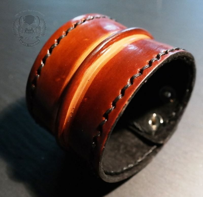 Bracciali & Braccialetti: ECHT LEDER ARMBAND – Nuovo e nell'imballaggio originale da Wald ZH venduto da GlatzTrading