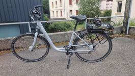 E-bike Damen 36V 4-Mode Booster Silber guter Zustand