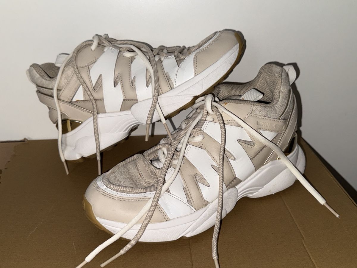 Michael Kors Chaussures femmes: MICHAEL KORS SNEAKER-PAAR – D'occasion à Schlieren par kle_dis 2