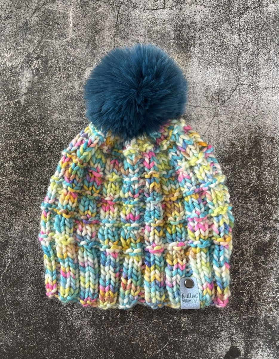 Copricapi, berretti & cappellini: Bonnet neuf - pièce unique – Nuovo e nell'imballaggio originale da Randogne venduto da BonnieG