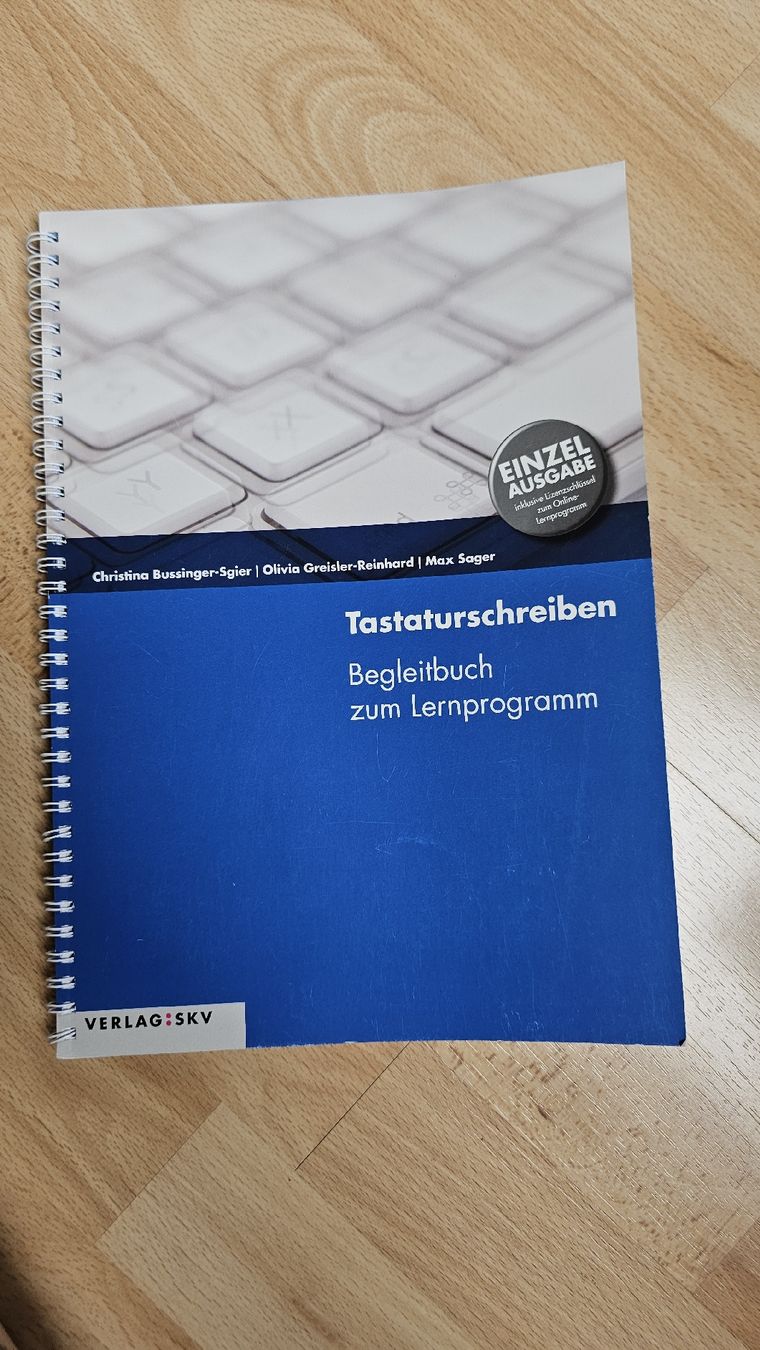 Libri: Tastaturschreiben: Begleitbuch – Usato da Suberg venduto da nat_qvg5
