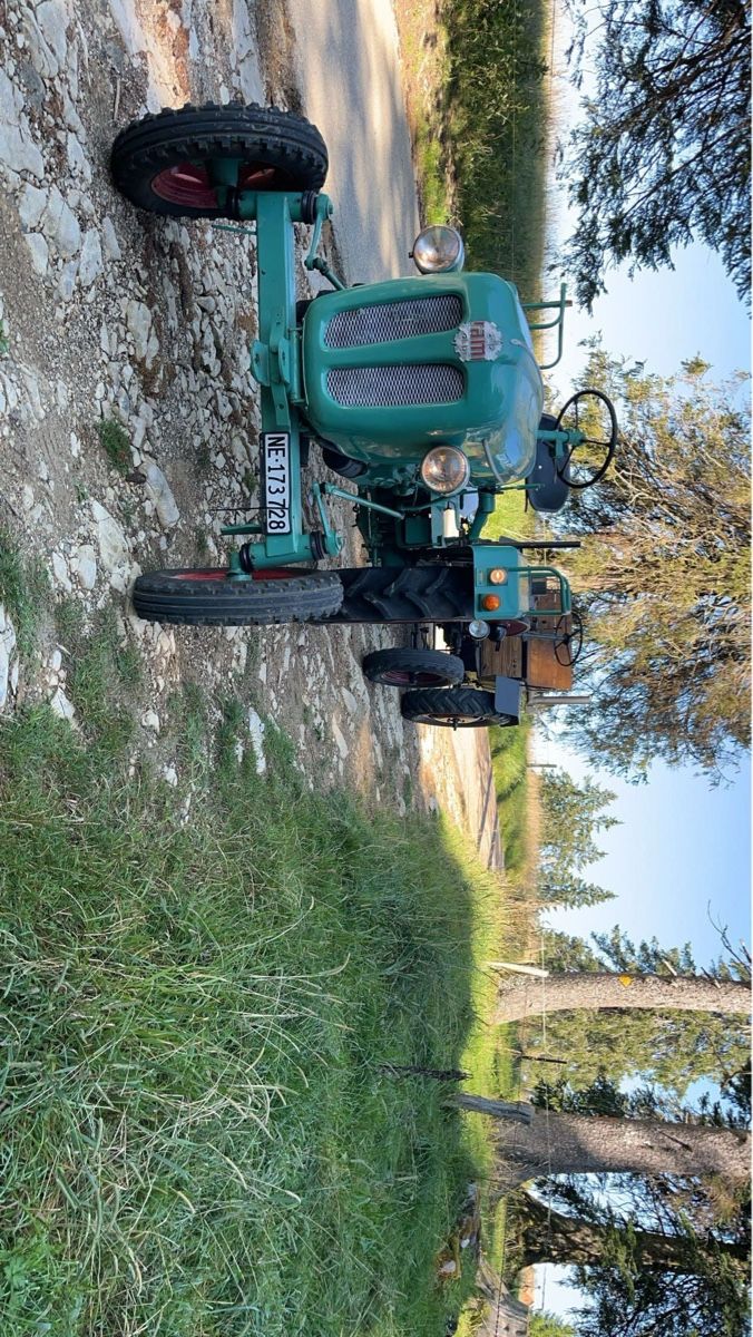 Tracteurs: Tracteurs – D'occasion à Fontainemelon par rot_yc7m 7
