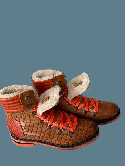 Scarpe da donna: Bottes Taille 38 Cuir Mouton  Nouveau – Nuovo (secondo la descrizione) da Genève venduto da TradeCH 7