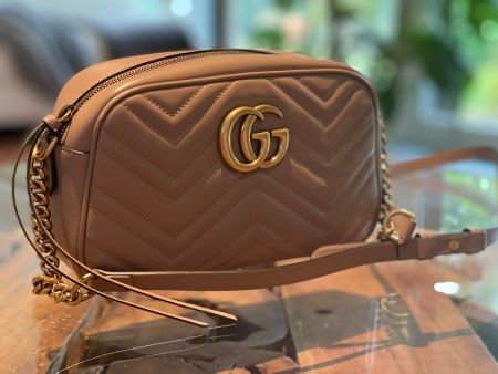 GUCCI Kleine GG Marmont Schultertasche
