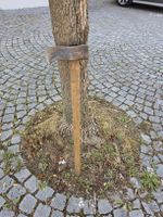 Beil mit Holzstiel gebraucht