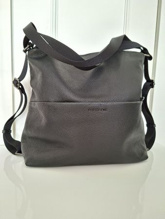 Sac Mandarina Duck en cuir italien noir