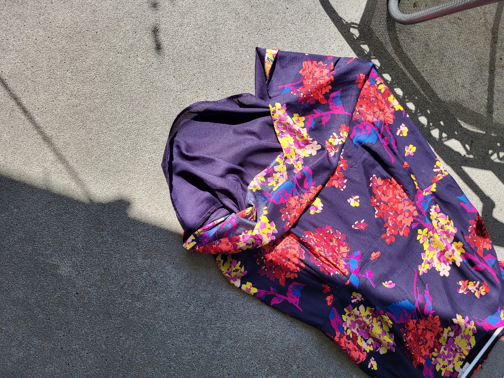 Kleider: Blumenkleid Gr. 44 - Sommerlich & Elegant – Gebraucht aus Zürich von Lizi7 7